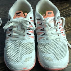 Women’s Nike shoes